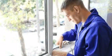 It is better to entrust the repair of metal-plastic windows to specialists