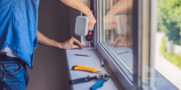 Repair of plastic windows