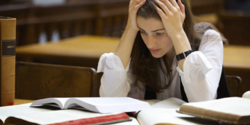 Написання розділів кандидатської дисертації: правила та поради