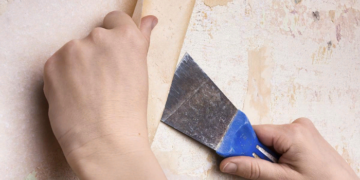 Как удалить со стен старые обои и рекомендации