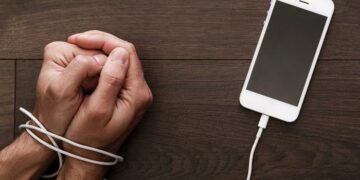 Почему смартфоны делают нас глупее и рекомендации