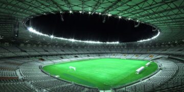 Освітлення для стадіонів: основні різновиди та правила вибору