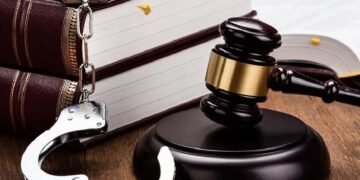 Адвокат за крадіжками: переваги звернення та перелік послуг