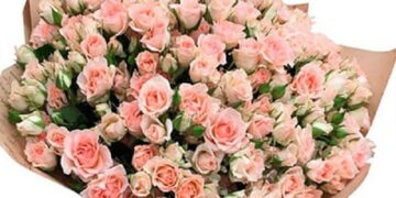 Ідеї ​​з оформлення букетів із кущових троянд від Marta Flowers