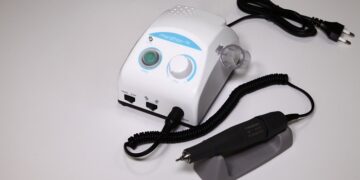 Огляд кращого фрезера для педикюру: основні переваги та можливості застосування