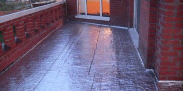 Як провести гідроізоляцію балконів та терас від вологи