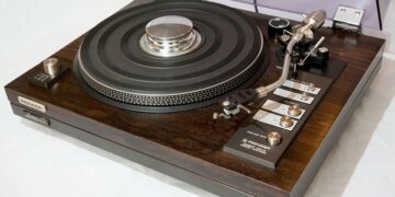 Как правильно выбрать проигрыватель винила: что необходимо знать